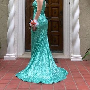 Formal dress! Aqua color prom dress, worn once in good condition